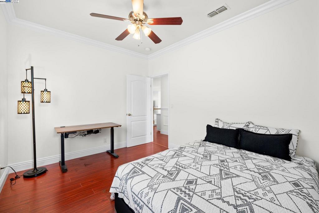 EDGEWOOD - Residential