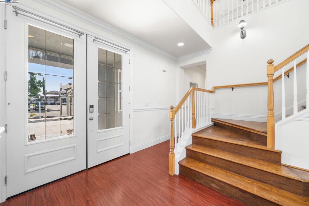 EDGEWOOD - Residential