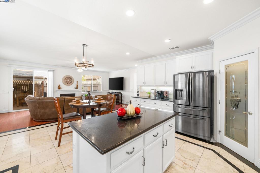 EDGEWOOD - Residential