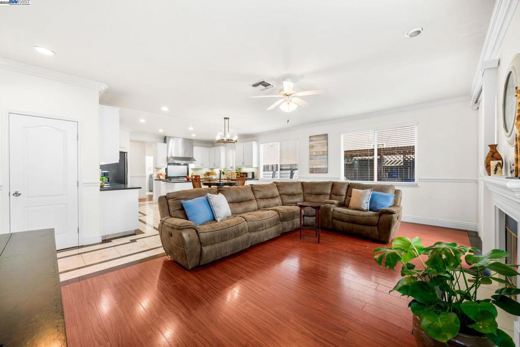 EDGEWOOD - Residential