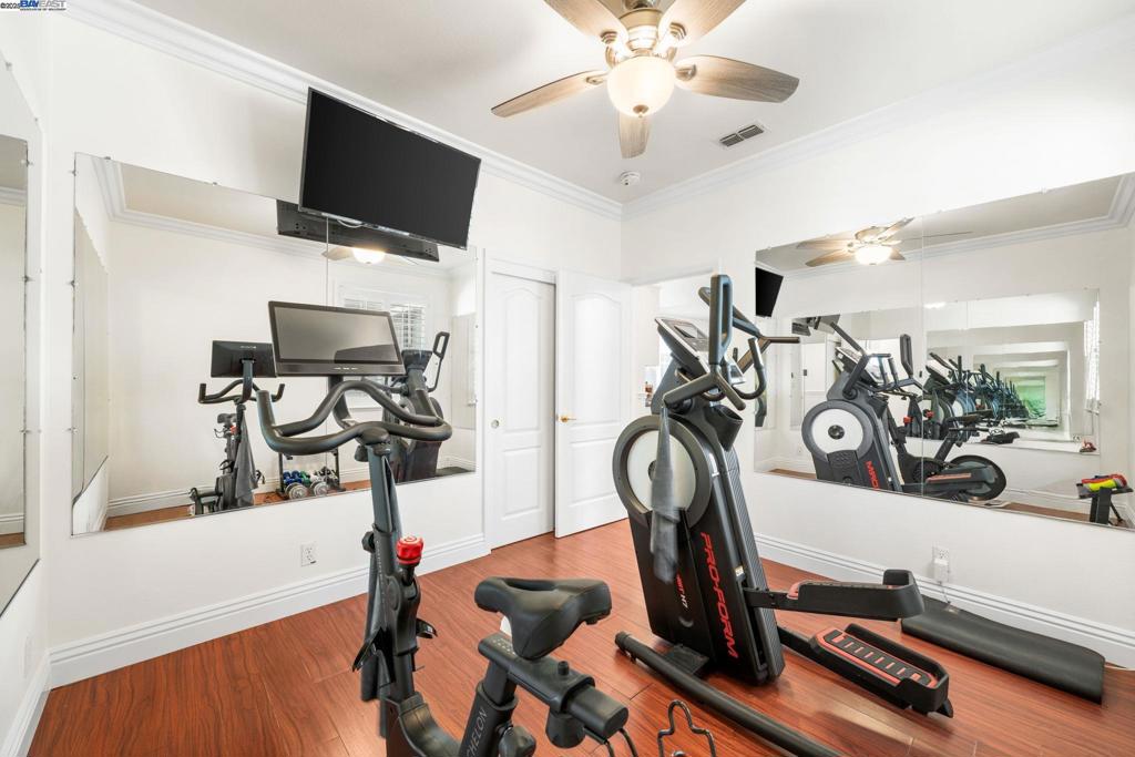 EDGEWOOD - Residential