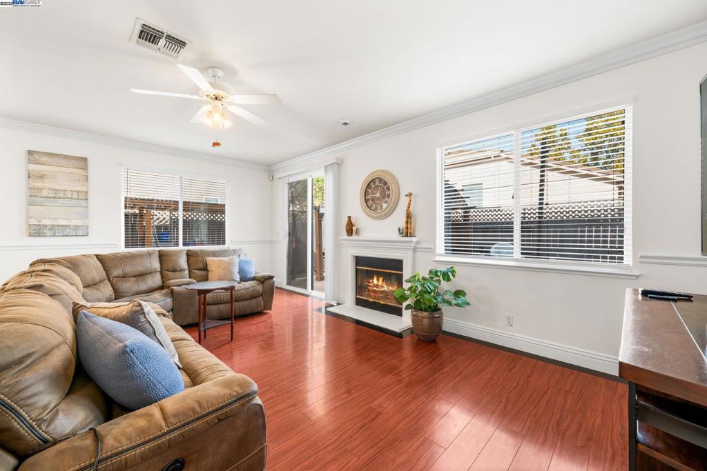 EDGEWOOD - Residential