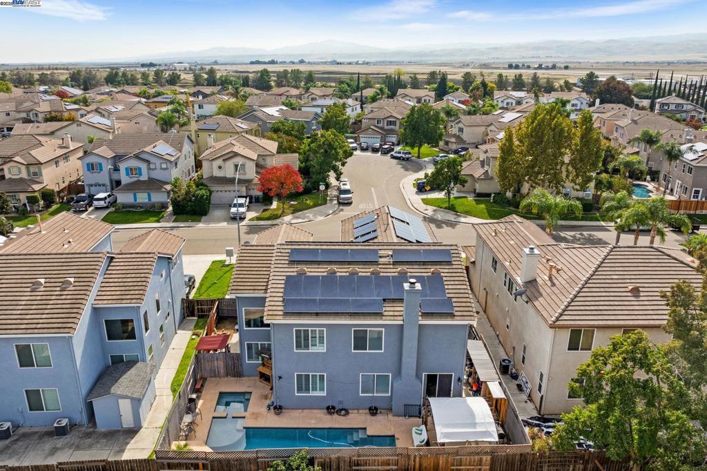 EDGEWOOD - Residential