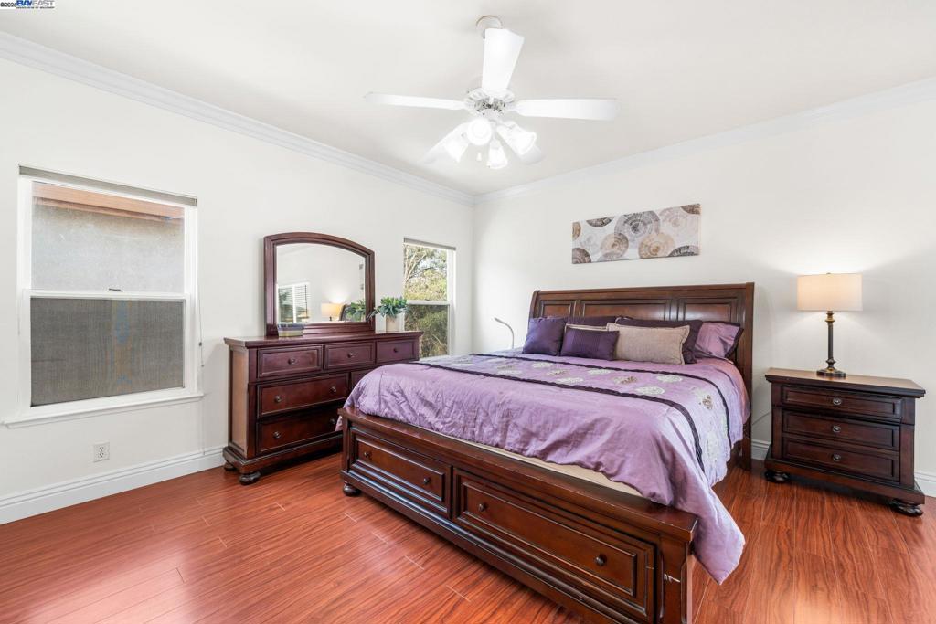 EDGEWOOD - Residential