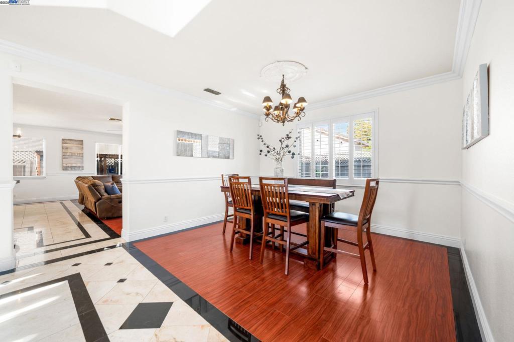 EDGEWOOD - Residential