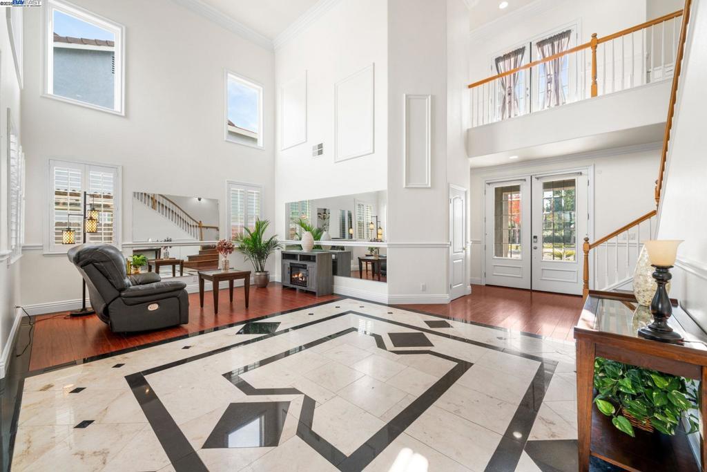 EDGEWOOD - Residential