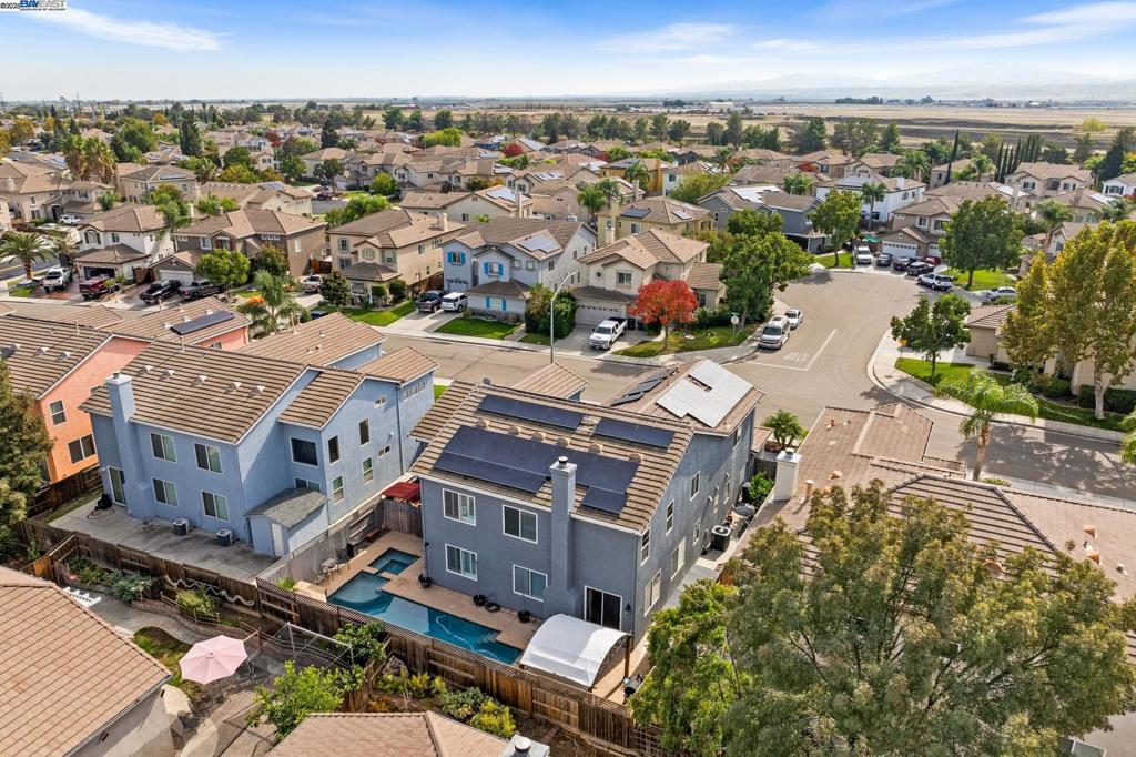 EDGEWOOD - Residential