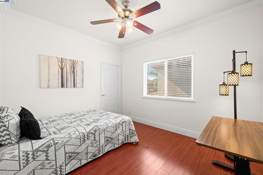 EDGEWOOD - Residential