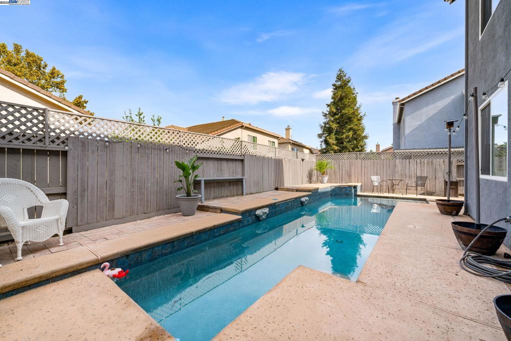 EDGEWOOD - Residential