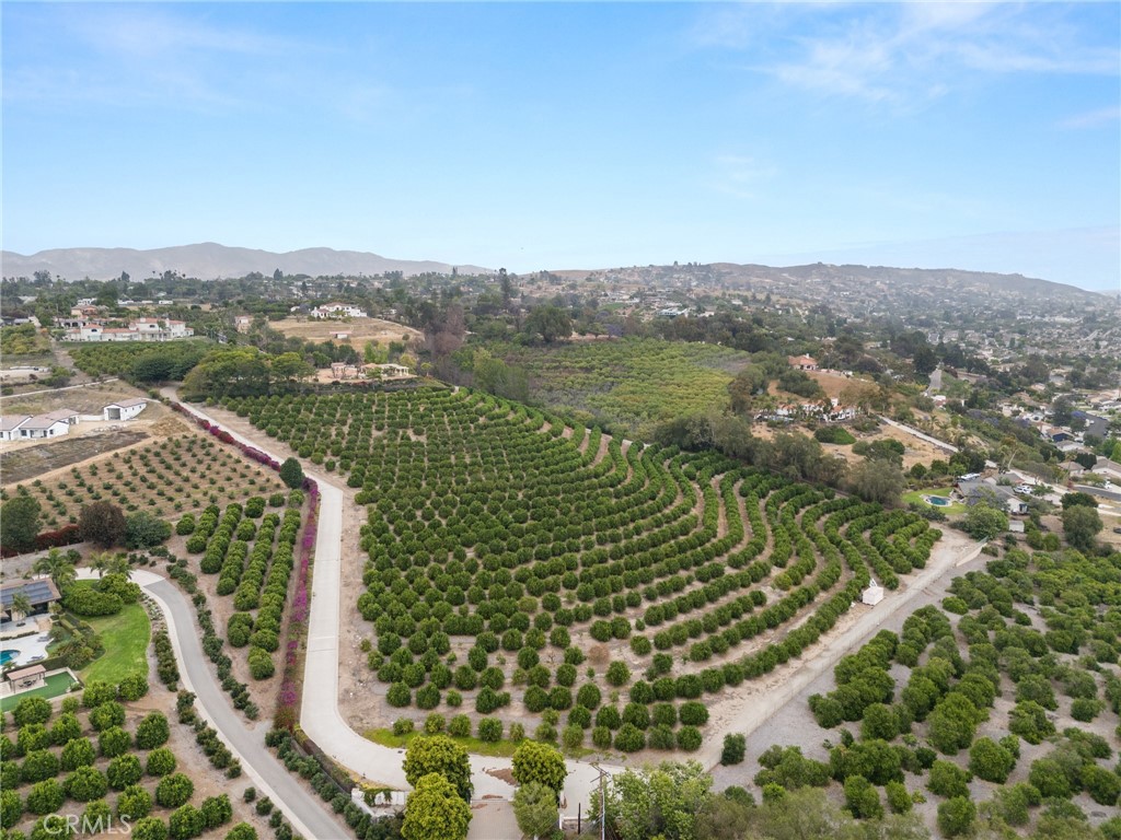 Las Pasos Estates - Land