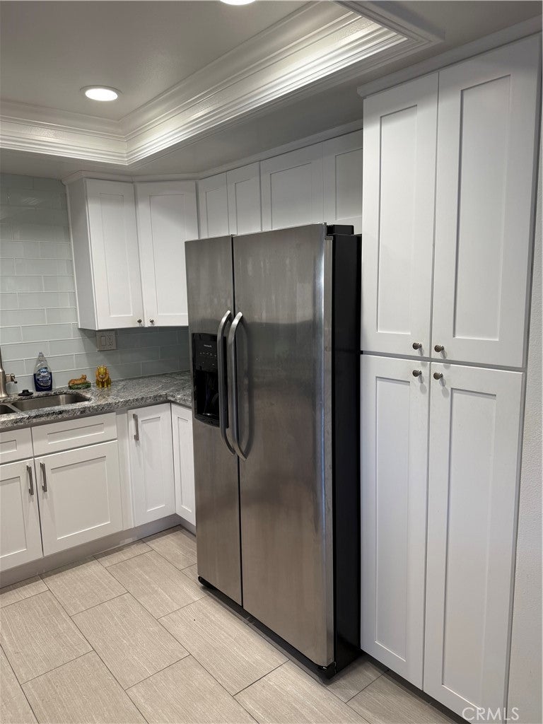 8877 Tulare Drive 314B