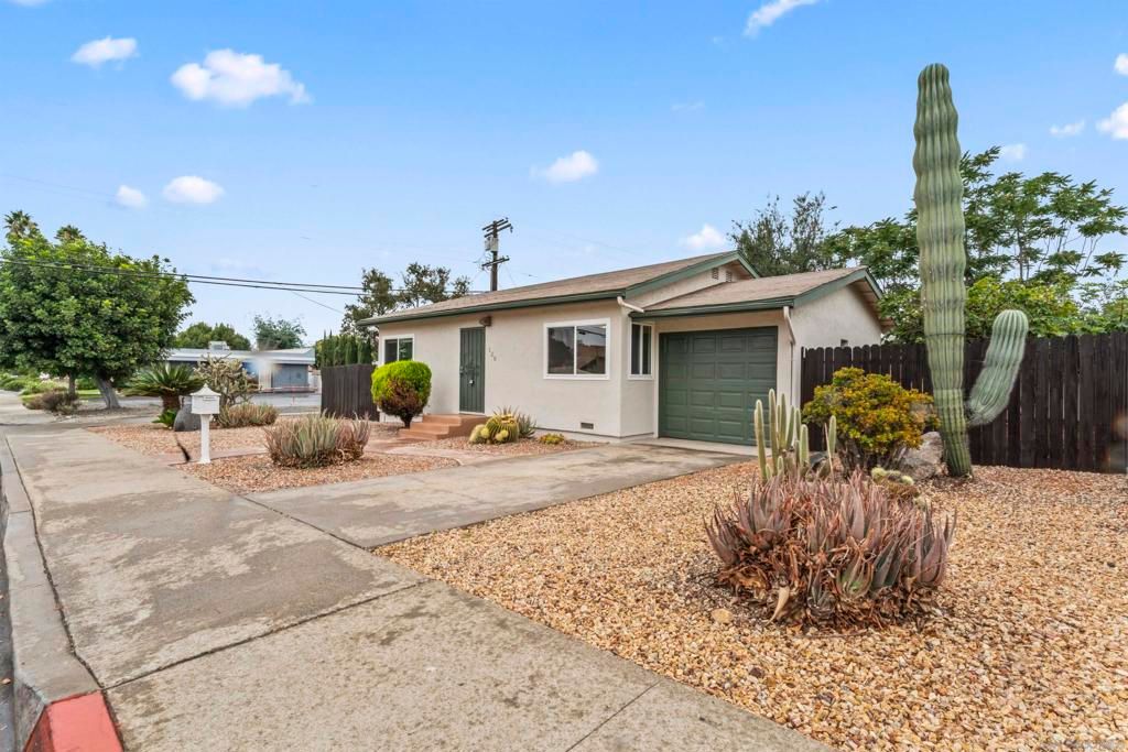 Photo of 120 N Elm St St, Escondido, CA 92025 (MLS # 250042764SD)