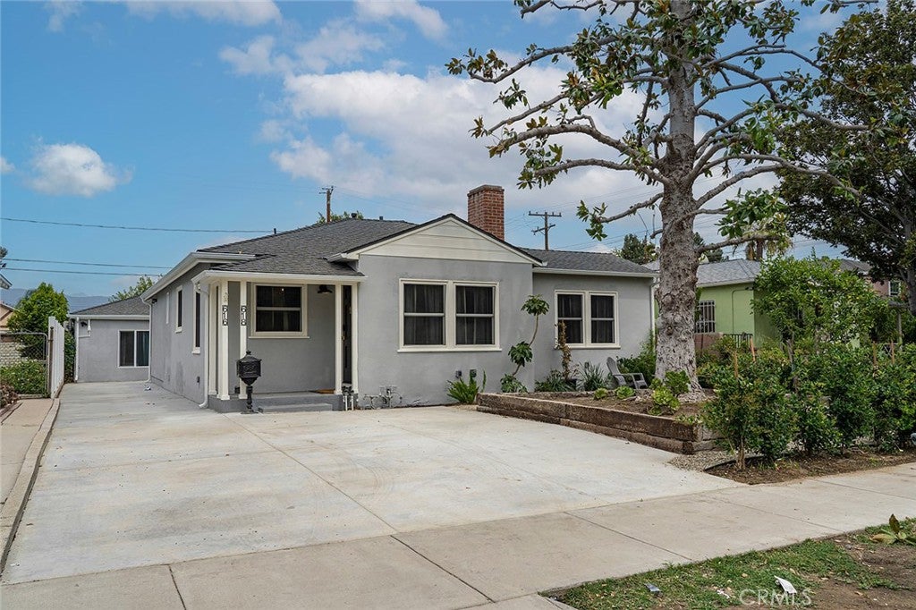 618 N Pass AVE