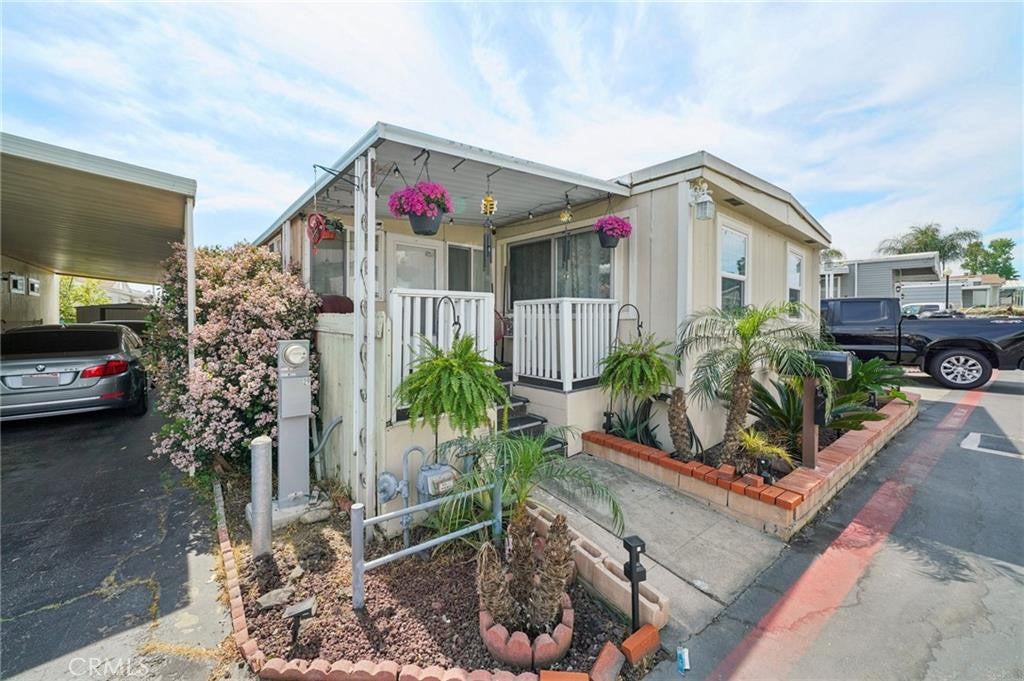 8389 Baker Ave 29