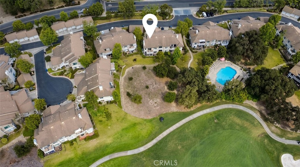 31 Oak Knolls
