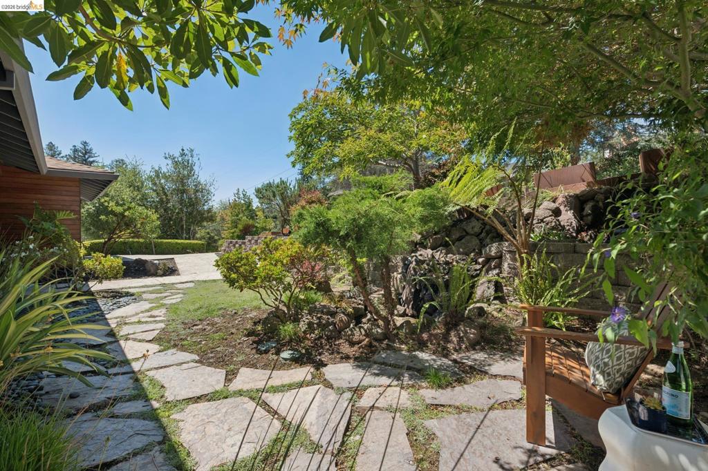 22 Littlewood Drive