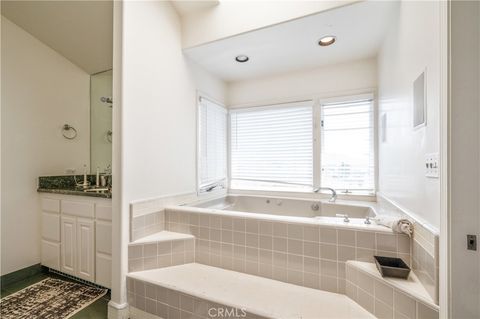 Tiny photo for 304 Avenue E, Redondo Beach, CA 90277 (MLS # SB25198821)