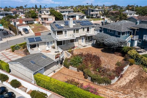 Tiny photo for 304 Avenue E, Redondo Beach, CA 90277 (MLS # SB25198821)