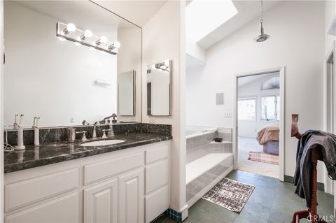 Tiny photo for 304 Avenue E, Redondo Beach, CA 90277 (MLS # SB25198821)