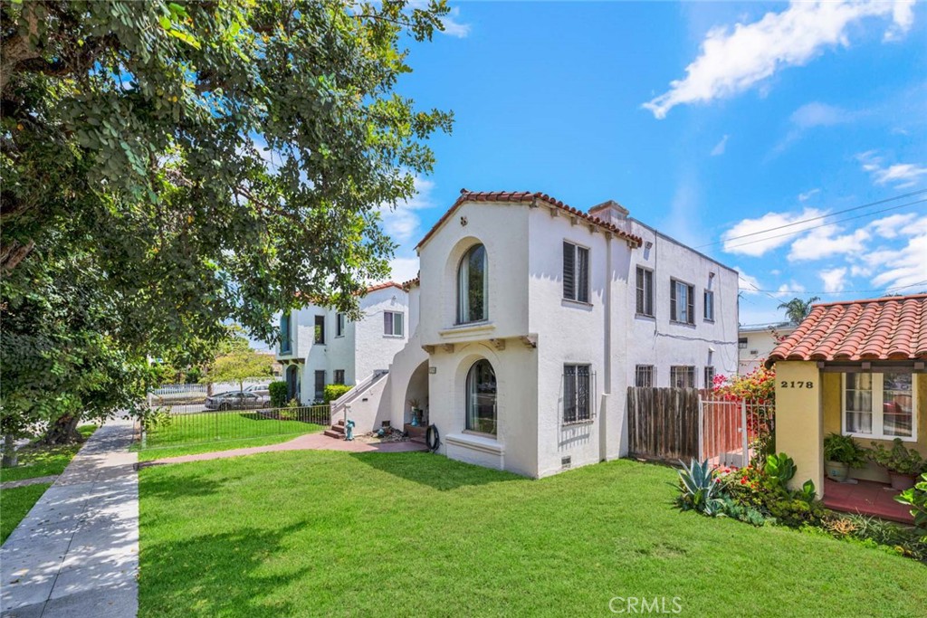 2184 Cedar Avenue