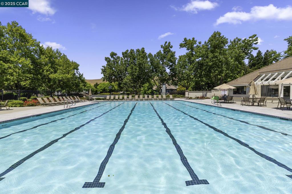 NORTHRIDGE ESTS - Residential