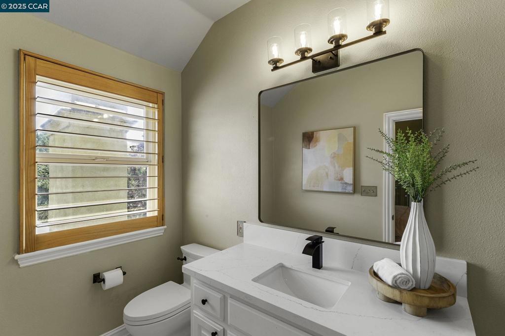 NORTHRIDGE ESTS - Residential