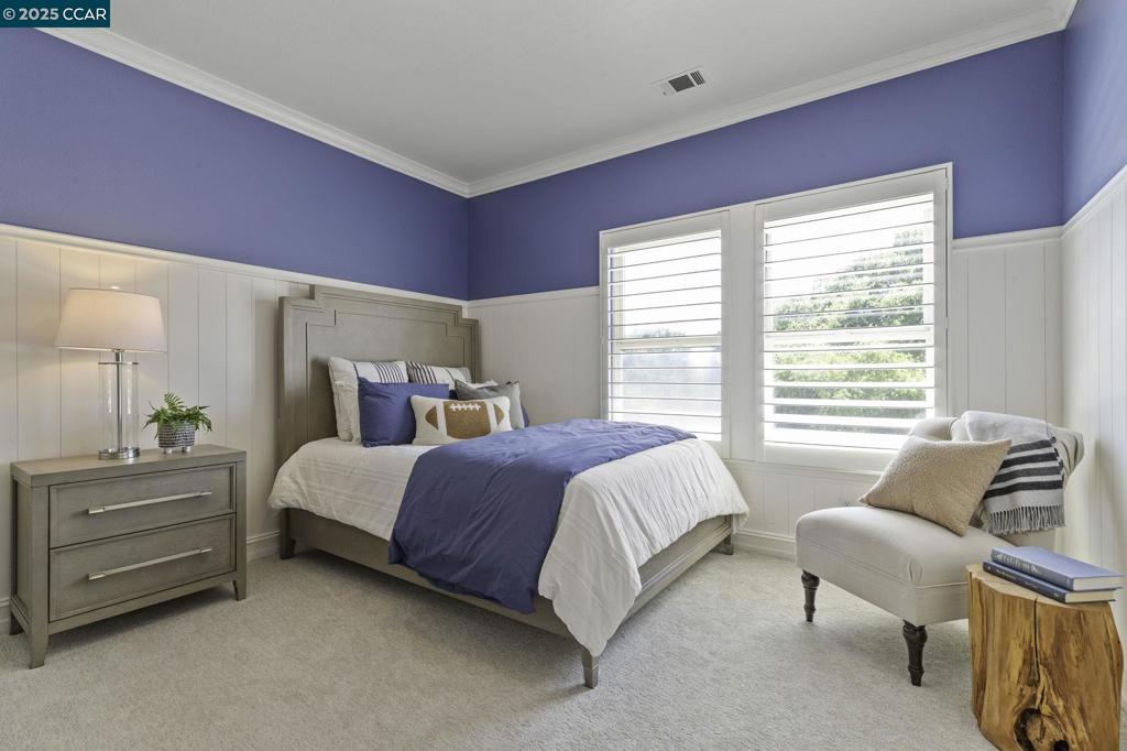 NORTHRIDGE ESTS - Residential