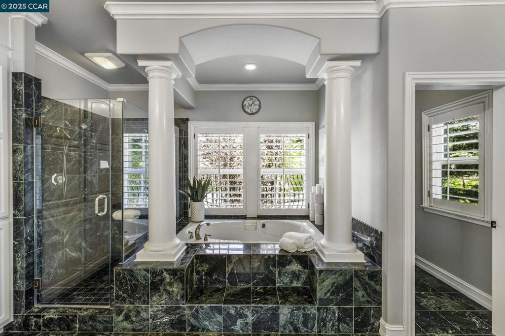 NORTHRIDGE ESTS - Residential