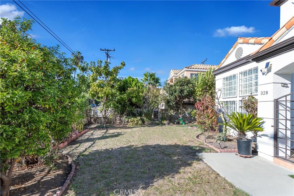 328 N Lincoln Avenue