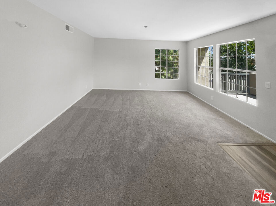 2800 Keller Drive 165