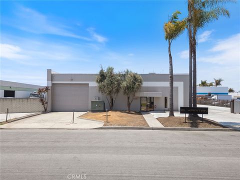 15591 Container Lane Huntington Beach CA 92649