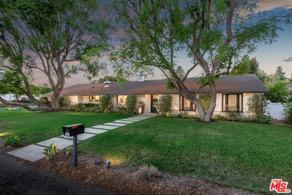 17149 Mccormick Street