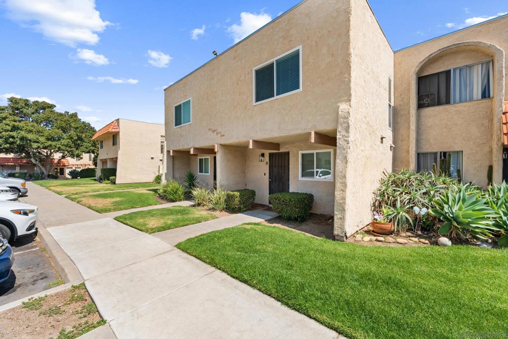 6821 Alvarado Rd 8