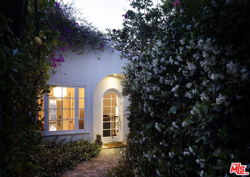 Photo of 2558 Glendower Avenue, Los Angeles, CA 90027 (MLS # 26812153)