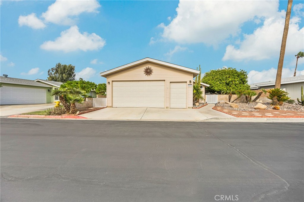 Ivey Ranch (32001) - Residential