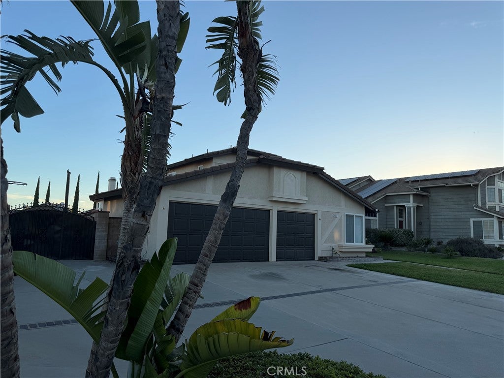 1551 W Via Bello Drive
