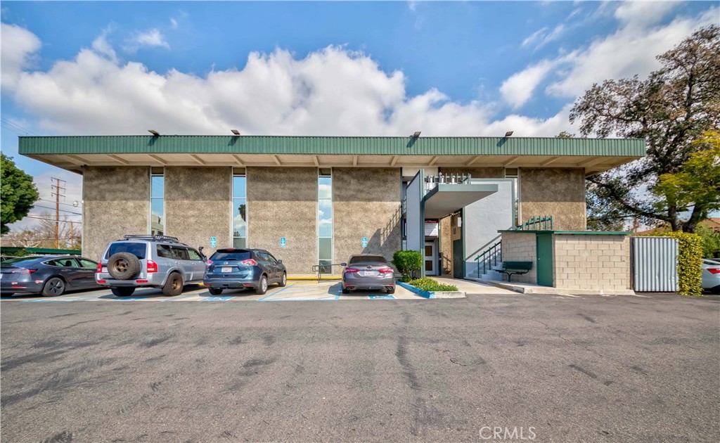 360 E 7th Street
