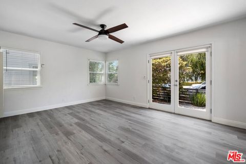 Photo of 908 Venezia Avenue, Venice, CA 90291 (MLS # 26644155)