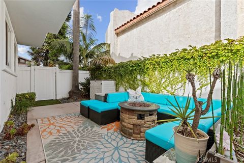 Tiny photo for 1903 Morgan Lane #B, Redondo Beach, CA 90278 (MLS # SB25218371)