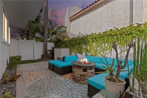 Tiny photo for 1903 Morgan Lane #B, Redondo Beach, CA 90278 (MLS # SB25218371)