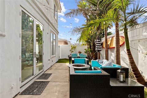 Tiny photo for 1903 Morgan Lane #B, Redondo Beach, CA 90278 (MLS # SB25218371)