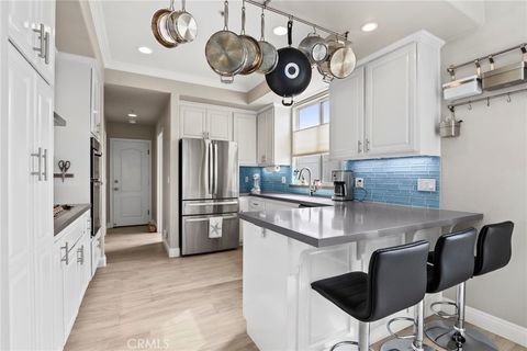 Tiny photo for 1903 Morgan Lane #B, Redondo Beach, CA 90278 (MLS # SB25218371)