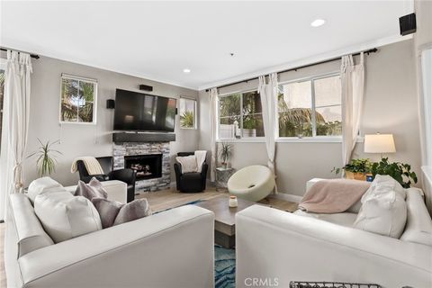 Tiny photo for 1903 Morgan Lane #B, Redondo Beach, CA 90278 (MLS # SB25218371)