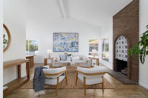 16556 Gabarda Rd San Diego CA 92128