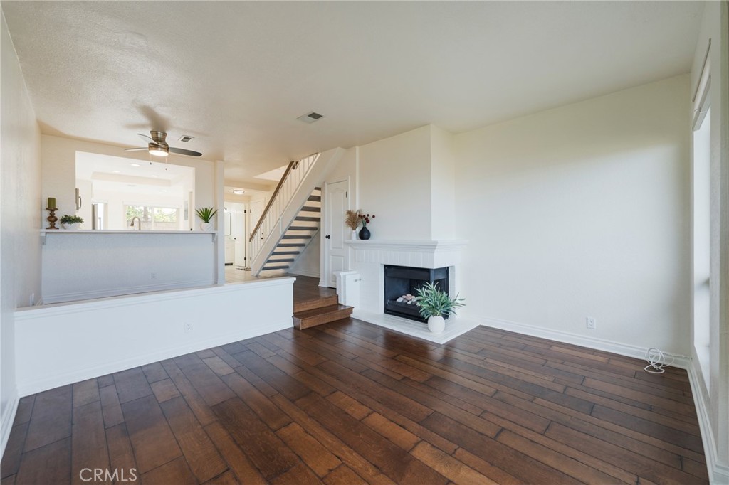 Mesa Bluffs (MBLF) - Residential Lease