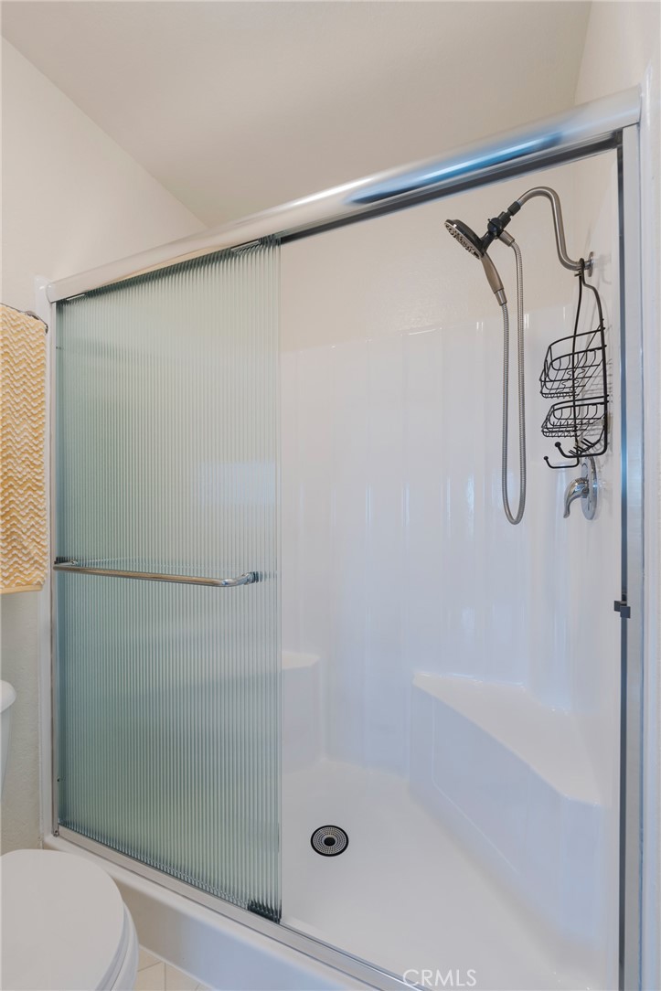Mesa Bluffs (MBLF) - Residential Lease