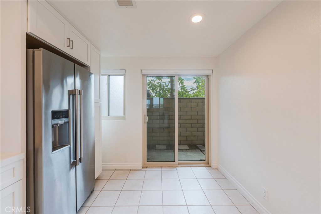 Mesa Bluffs (MBLF) - Residential Lease