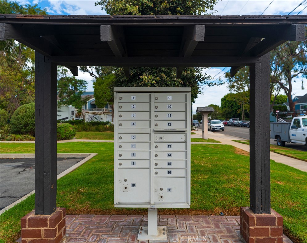 Mesa Bluffs (MBLF) - Residential Lease