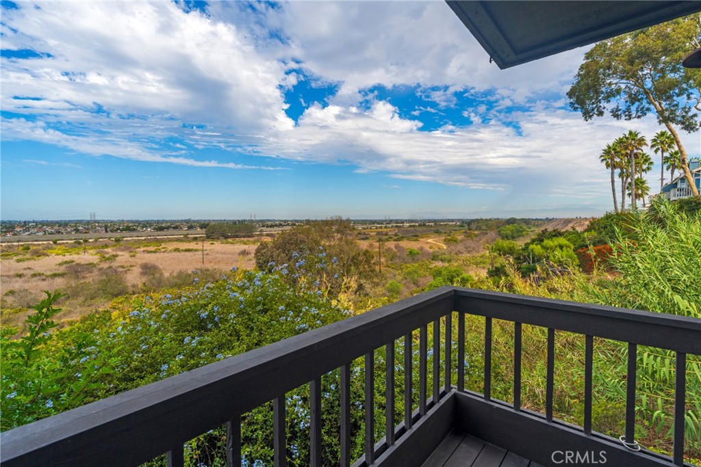Mesa Bluffs (MBLF) - Residential Lease
