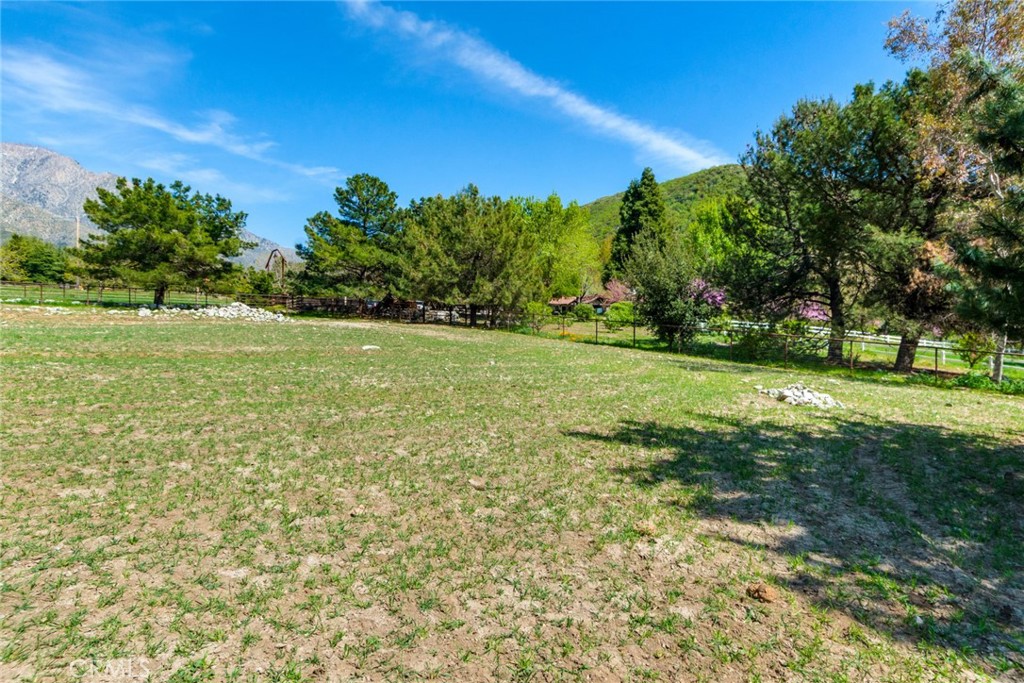 Yucaipa, California, 92399, United States, 3 Bedrooms Bedrooms, ,3 BathroomsBathrooms,Residential,Active,2038158